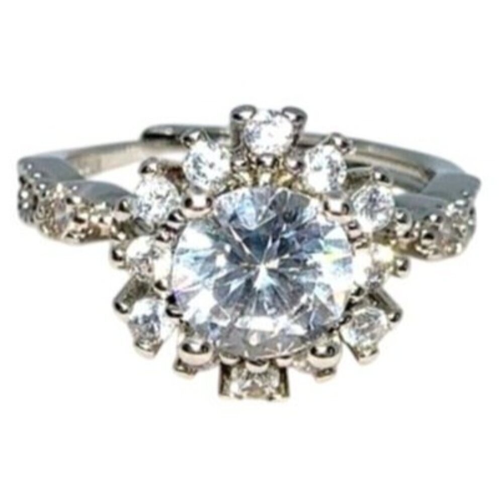 Silver Ring with Moissanite and Diamond Simulate - Picture 3 of 5